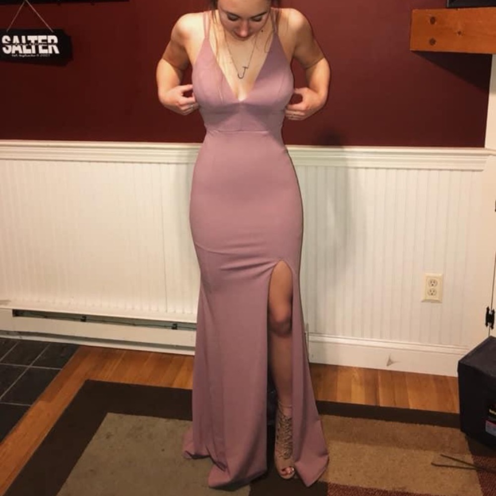 PROM DRESS WORN ONCE Lavender V Neck Padded Long